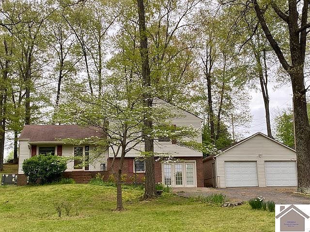 1st image of 104 Hillcrest Dr