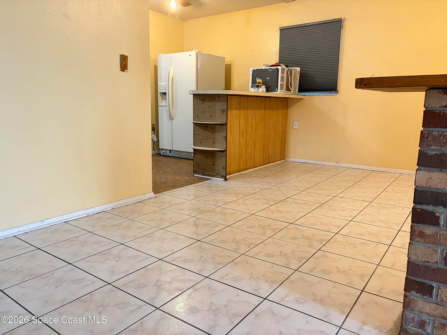 3 bed, 2.0 bath, 1671 sqft, $1,400 — Photo 3