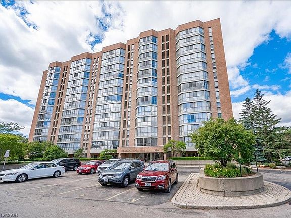 3rd image of 265 Westcourt Pl #809