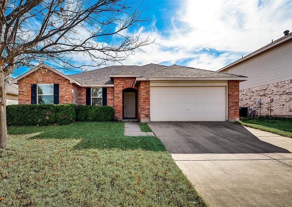 1st image of 2027 Cap Rock Ln