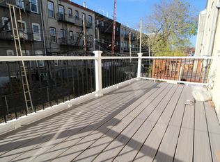 7116 68th St #1R, Ridgewood, NY 11385