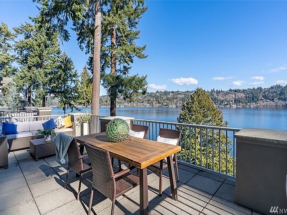 5th image of 2412 W Lake Sammamish Pkwy NE