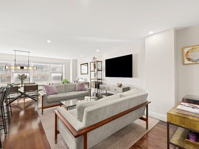 370 E 76th St APT B702, Manhattan, NY, 10021