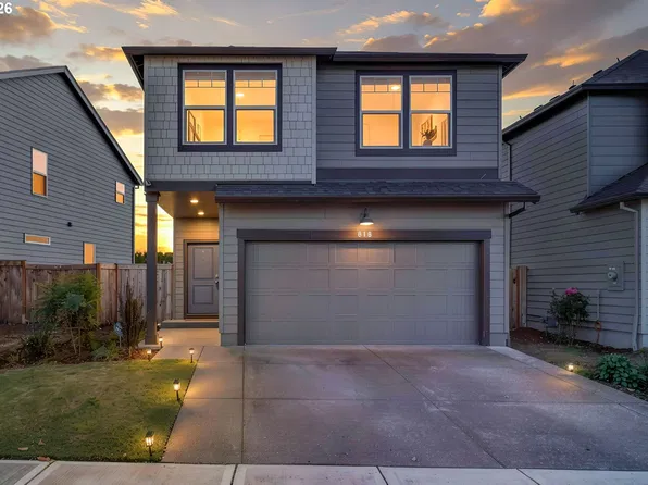 818 Ben Brown Ln, Woodburn, OR 97071