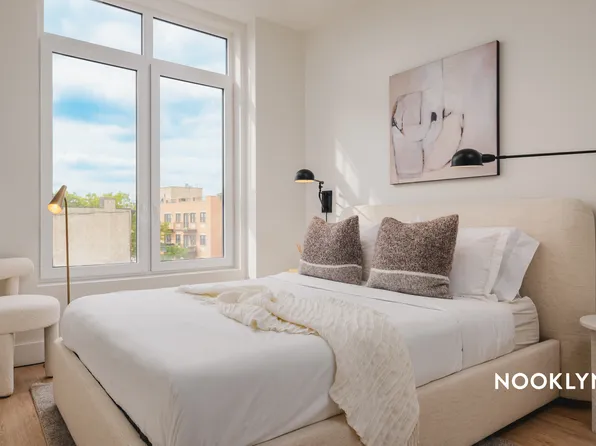 27-16 21st Street image 24 of 28