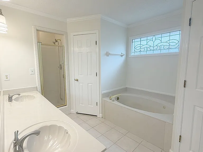 7472 Hedgington Dr — Photo 10