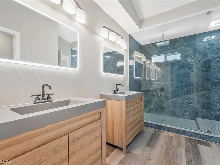 5121 Burr Oak Dr — Photo 15
