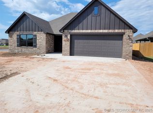 10726 S 279th East Ave, Coweta, OK 74429