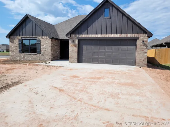 10726 S 279th East Ave, Coweta, OK 74429