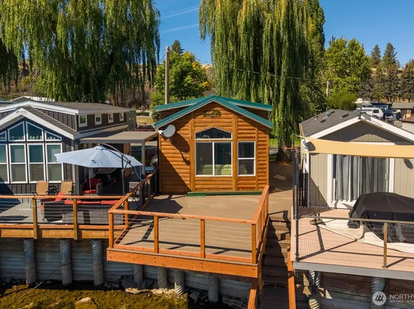 18617 W Williams Lake Road Road #35B, Cheney, WA 99004