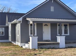 21177 SW Missouri Rd, Garnett, KS 66032