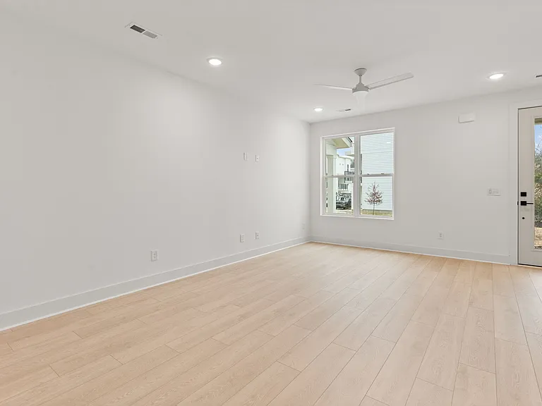 2607 Whites Creek Pike #9 — Photo 6