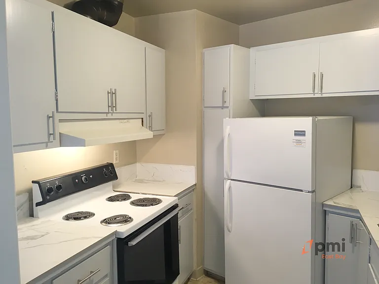 50 Carquinez Scenic Dr #4 — Photo 3