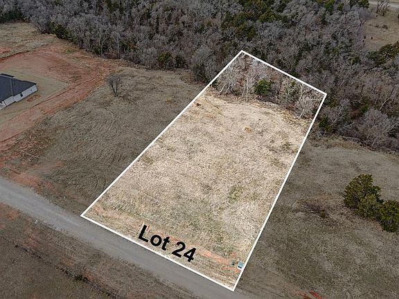 4th image of 981 Meadows Ln #24