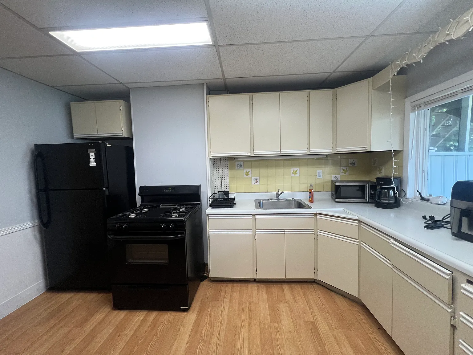 2 bed, $2,800 — Photo 2