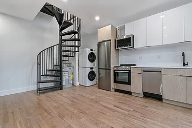 285 Metropolitan Avenue, #3B