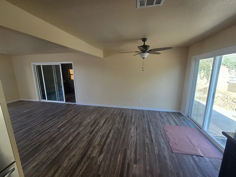 5539 Santa Margarita St — Photo 8