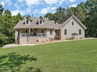 669 Potter Rd, Crossville, TN 38571