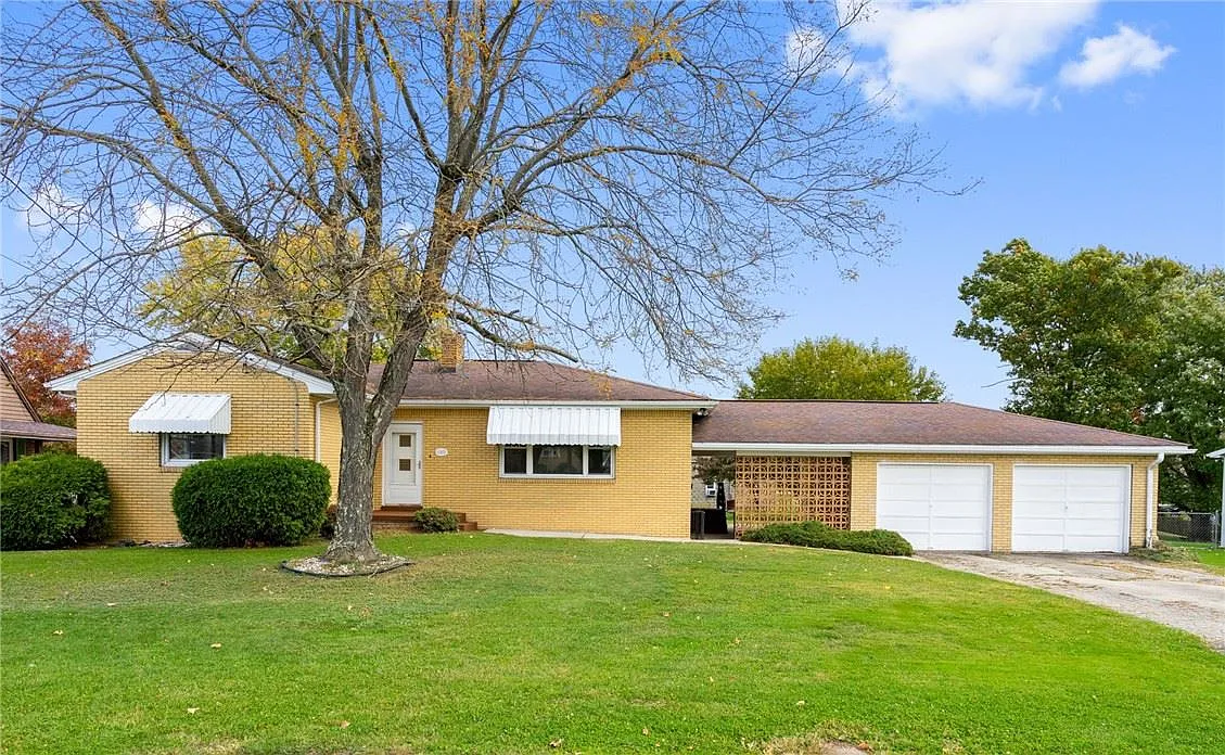107 Boyd Ave photo 1