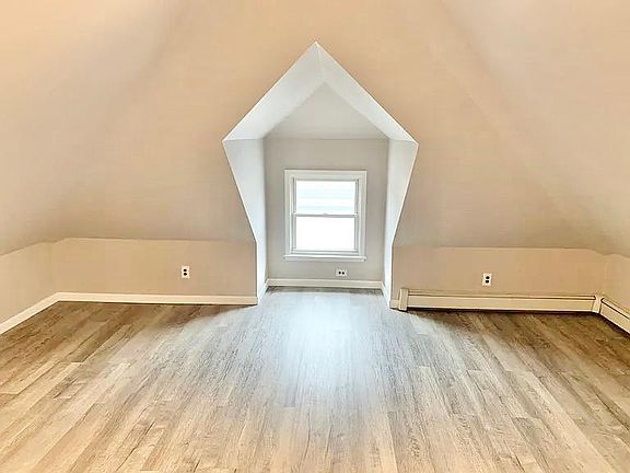 3rd image of 602 1st Ave #2H
