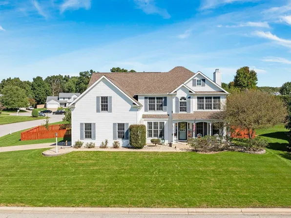 51872 Courtland Dr W, South Bend, IN 46637