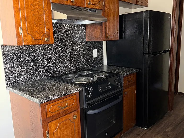 1002 Jefferson St #1002 — Photo 6
