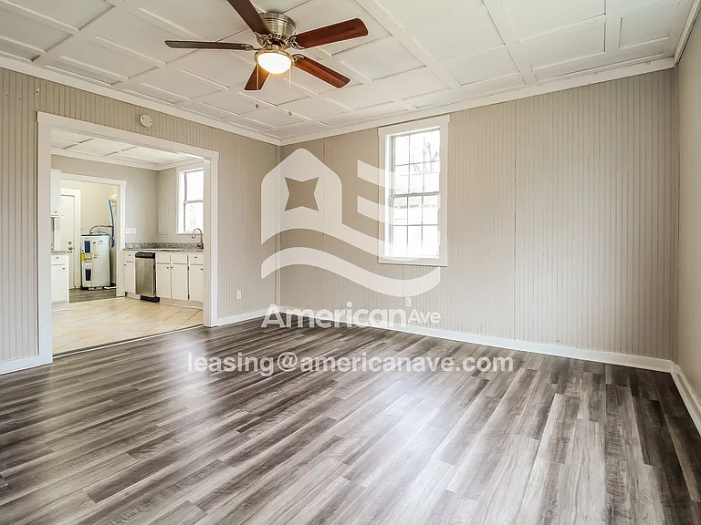 1669323_003_living_room_14364719.jpg