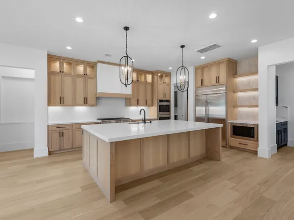 6606 Clawson St, Houston, TX 77055