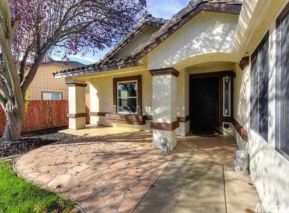 3rd image of 1166 Stormwood Ave
