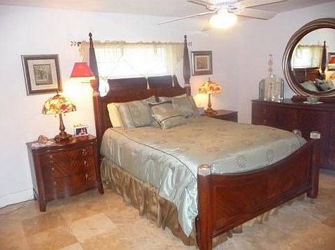 5th image of 8203 NW 59th Pl