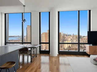 101 Warren Street 3150 image 1 of 14