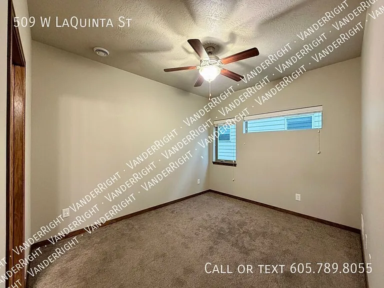 509 W Laquinta St — Photo 12
