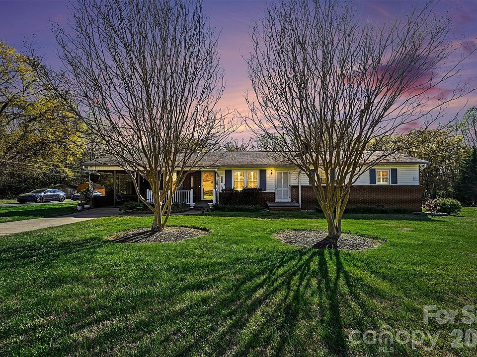 1st image of 2008 Kings Rd