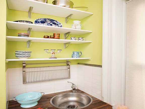 2nd image of 125 Eastern Pkwy APT 2A