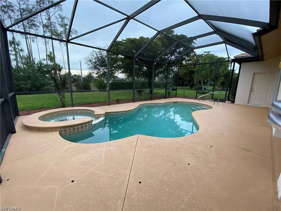 20684 Torre Del Lago St