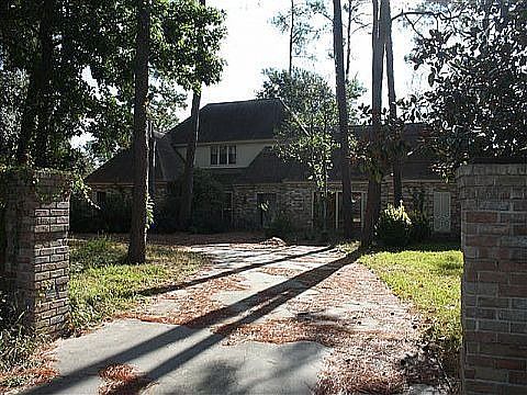 1st image of 13463 Oak Hollow Dr