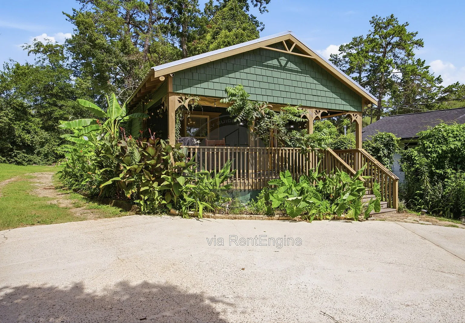2 bed, 2.0 bath, 1100 sqft, $1,700 — Photo 1