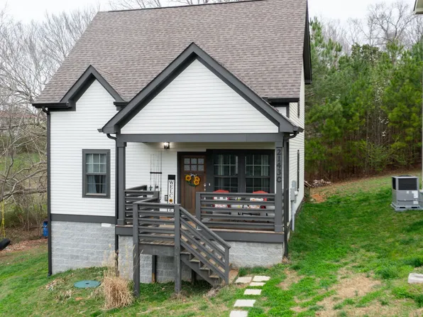 2143 Bell St #C, Ashland City, TN 37015