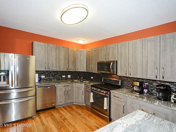 4th image of 9670 Franklin Ave Unit 503