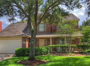 58 Sunrose Ct, Lake Jackson, TX 77566
