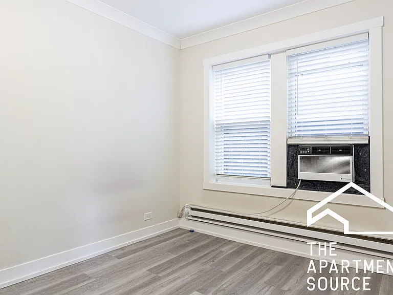 1419 W Hutchinson St #1 — Photo 11