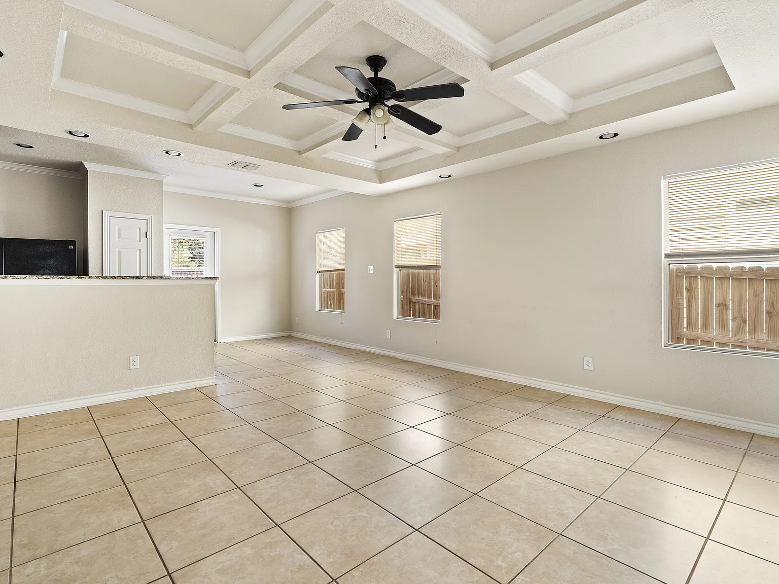 3 bed, 2.5 bath, 1245 sqft, $1,325 — Photo 4