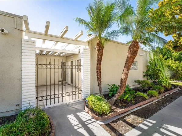 2005 Via Mariposa W Unit D, Laguna Woods, CA 92637