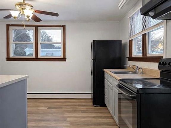 3rd image of 56 Sullivan Street
