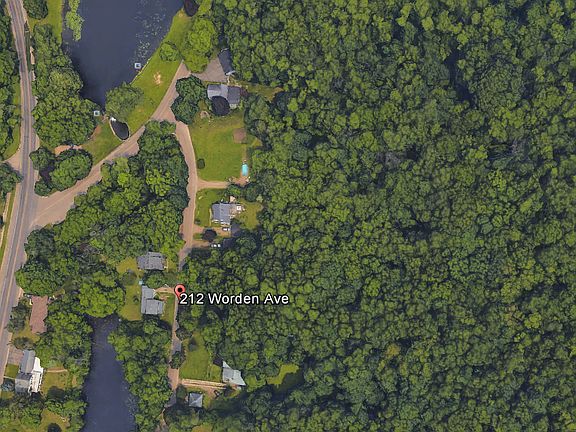 5th image of 212 Worden Ave