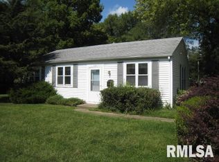 101 Lincoln Rd, Marquette Heights, IL 61554