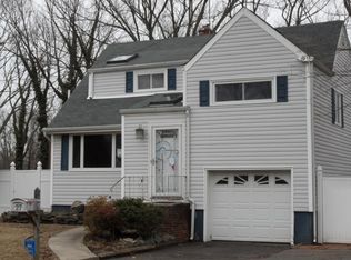 27 Runyon Ave, Somerset, NJ 08873
