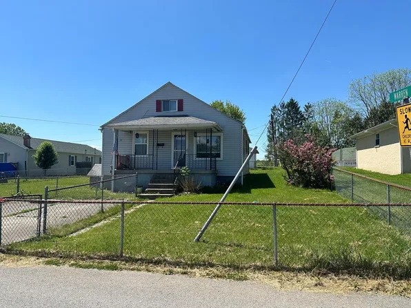 141 Burkholder Ave, Oak Hill, WV 25901