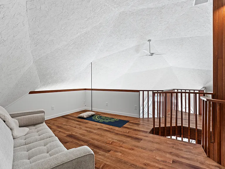 7005 Lake View Point Dr — Photo 23