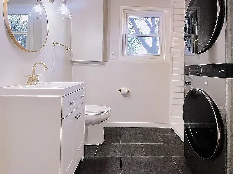 338 Glenmoor Ln — Photo 10